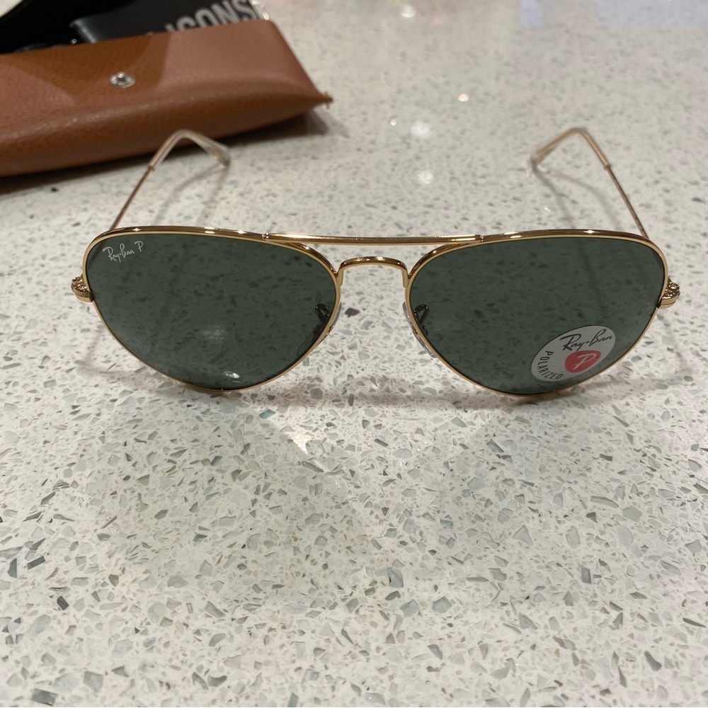 NWT RayBan Aviators (Polarized)